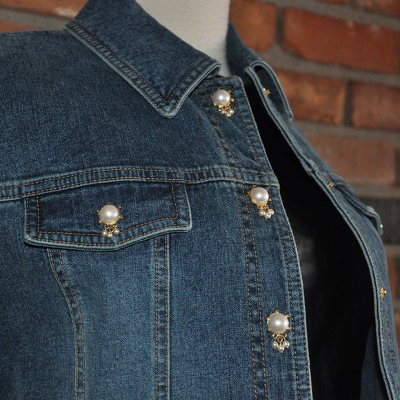 ST.JOHN SPORT by Marie Gray Denim Jean Jacket Pearl & GOLD Snap Buttons Sz- P - Picture 2 of 7
